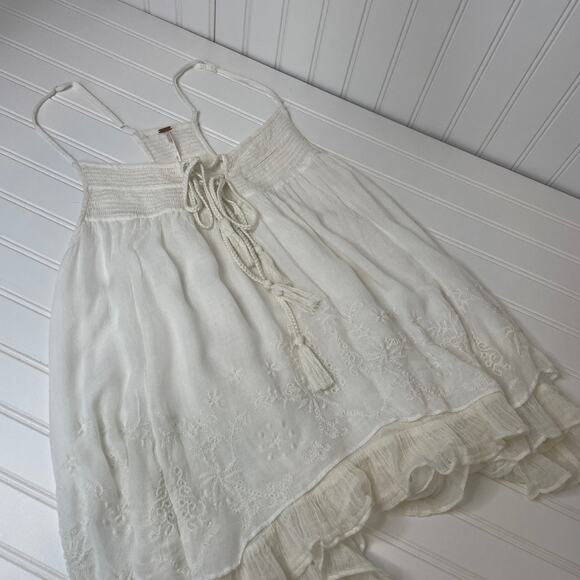 Free People White Tassel Embroidered Boho Top & Black Front Zip Denim Skirt 8 - Picture 3 of 10